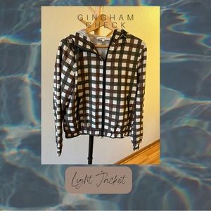 Woman’s casual Brown & Green Gingham Zip Hoodie